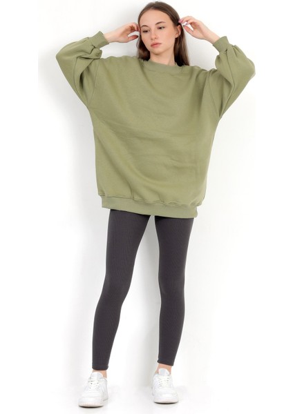 Kadın Yeşil Üç İplik Pamuklu Ribanalı Bisiklet Yaka Oversize Sweatshirt - 2523