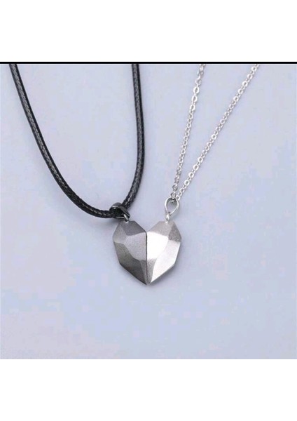 Ikili Kalpli Siyah-Gri Mıknatıslı Kolye