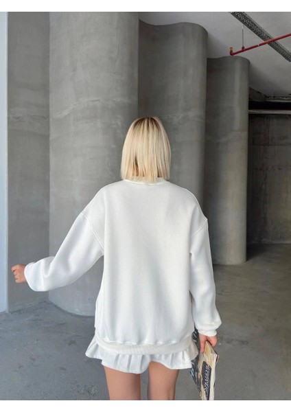 0 Yaka Kalp Nakışlı Kadın Sweatshirt fiyatları