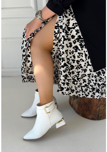 Kısa Topuklu Fermuarlı Yandan Toka Detaylı Kısa Kadın Bot Bootie fiyatları