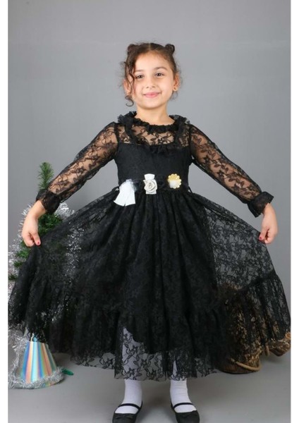 Çiçek Motif Dantelli Çocuk Tesettür Elbise MNK0580