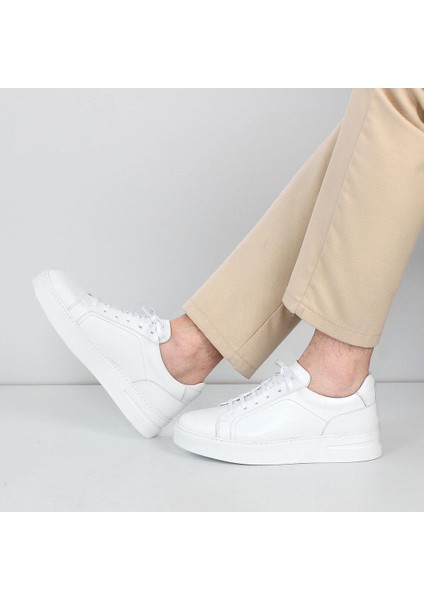 Erkek Beyaz Bağcıklı Kalın Tabanlı Deri Sneaker fiyatları