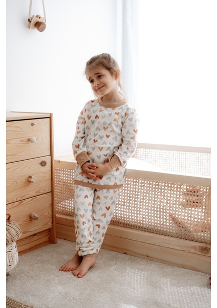 1.0 Tog Çocuk Pijama Takımı - Bohem Kalp Desenli