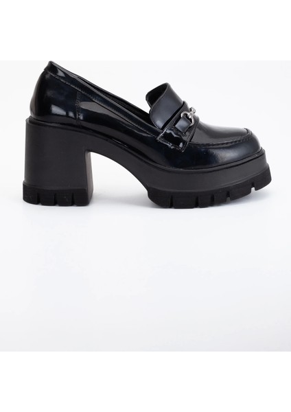 Kadın Siyah Rugan Tokalı Loafer Casual Ayakkabı