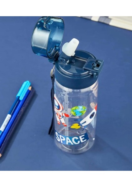 Uzay Desenli Pipetli Matara 500 Ml, Pipetli Matara 500 ml Gıda Ile Temasa Uygun Polikarbon Bpa Free modelleri