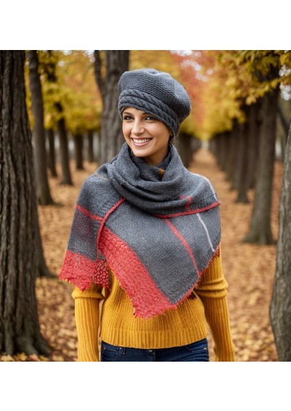 Yünlü Kadın Şal / Atkı Örgü Ipeksi Duruş