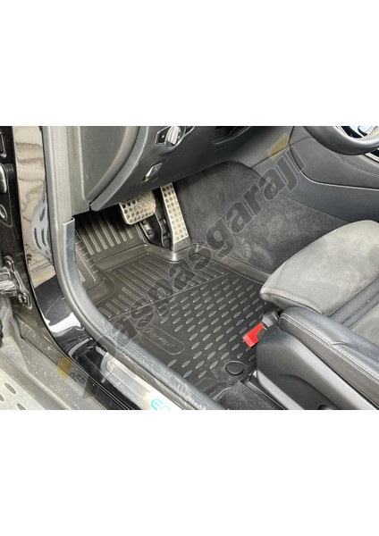 Mercedes Eqc 3D Havuzlu Paspas, 2019- Sonrası modelleri