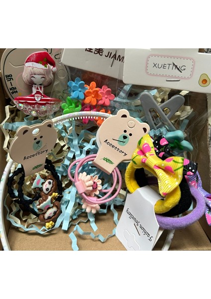 Kız Çocukları Için Toka 6'lı Hediye Kutu -D Modeli fiyatları