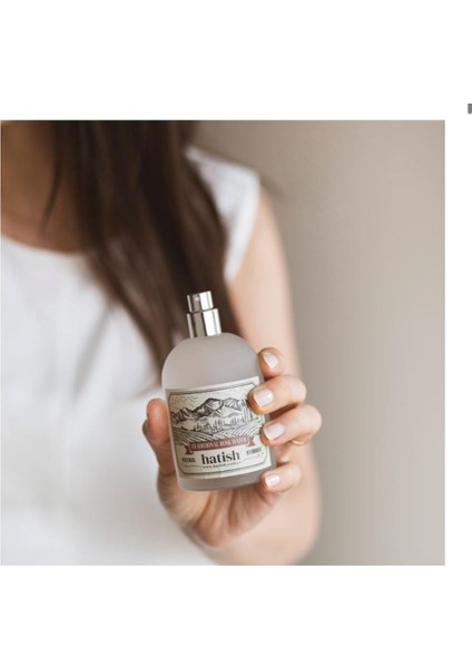 Buzlu Cam Da Geleneksel Ekstra Yağlı Gül Suyu (100 ml)