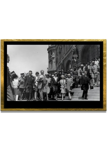 Yapay Zeka İle Yenilenmiş Atatürk Fotoğrafları Siyah Beyaz Cam Tablo, 3d Dekoratif Baskı 41