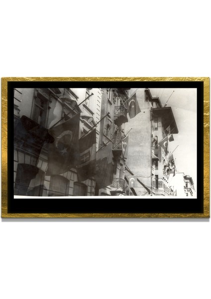 Yapay Zeka İle Yenilenmiş Atatürk Fotoğrafları Siyah Beyaz Cam Tablo, 3d Dekoratif Baskı 367