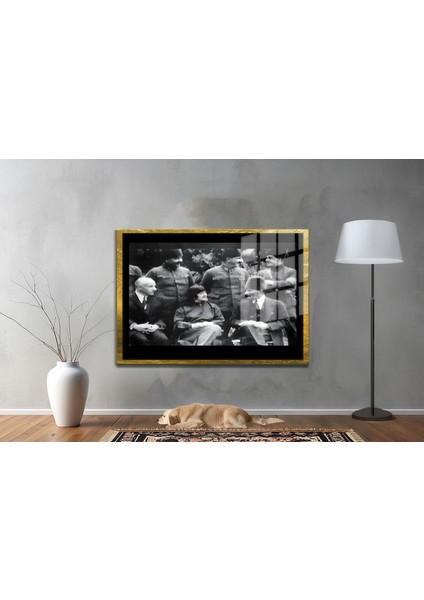 Yapay Zeka İle Yenilenmiş Atatürk Fotoğrafları Siyah Beyaz Cam Tablo, 3d Dekoratif Baskı 435