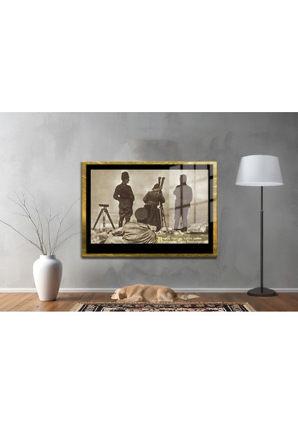 Yapay Zeka ile Yenilenmiş Atatürk Fotoğrafları Siyah Beyaz Cam Tablo, 3D Dekoratif Baskı 756 fiyatları