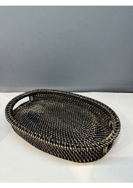 Altın renkli polyester hasır tepsi, şık ve dekoratif 26x32 cm.