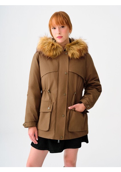 Regular Fit Kadın Mont