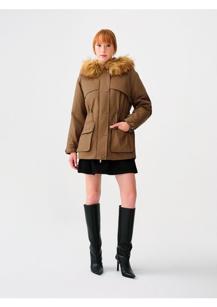Regular Fit Kadın Mont fiyatları