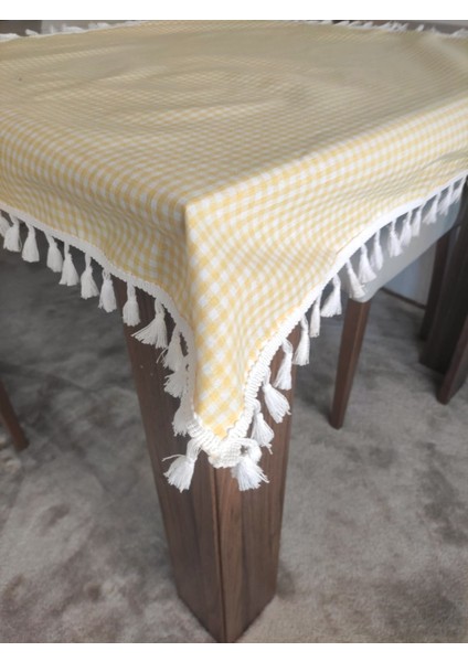 Piti Kareli Püsküllü Masa Örtüsü 85 x 85 cm