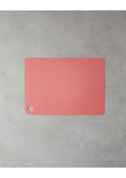 Lila ve pembe renkli, 2'li plastik kesme tahtası, 27-34 cm, şık ve kullanışlı fiyatları