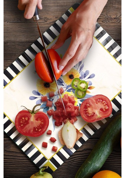 Cam kesme ve sunum tahtası, 30x40 cm, şık ve dayanıklı tasarım modelleri