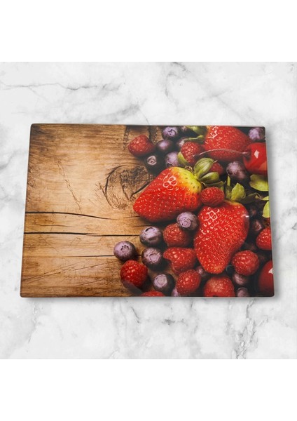 Renkli cam kesme tahtası, çilek ve ahşap desen, 25x35 cm, 1 parça modelleri