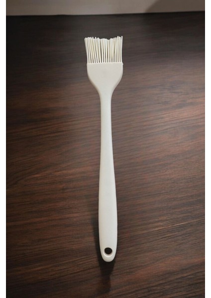 Tekno Trust Silikon Yumurta ve Yağlama Fırçası Büyük Boy- 27 cm Krem Renkli Özel Seri