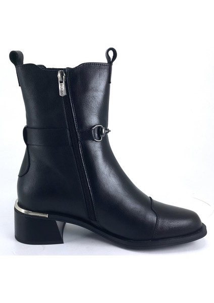 2352402 Siyah Deri Bot fiyatları