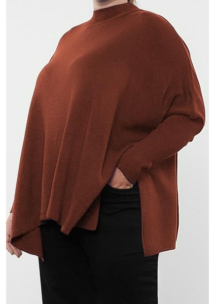 Kadın Moda Şık Büyük Beden Dik Yaka Standart Kol Uzun Yırtmaç Detaylı Relax Fit Triko Kazak modelleri
