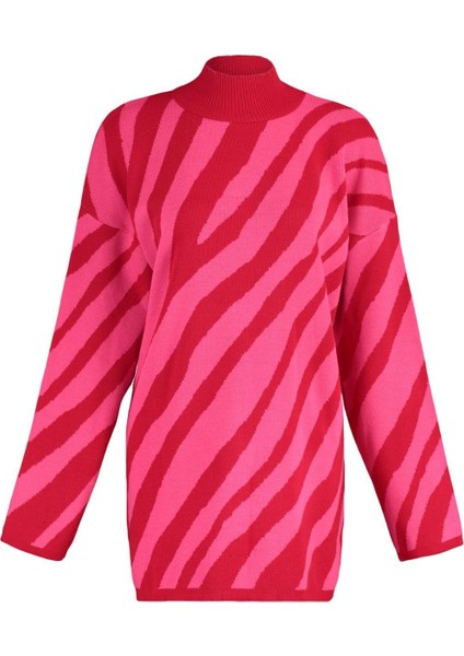 Kadın Moda Şık Tesettür Dik Yaka Düşük Kol Regular Pembe Animal Çizgi Desenli Triko Kazak