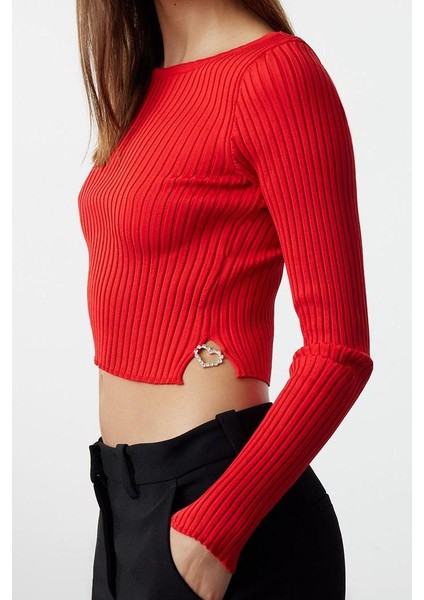 Kadın Moda Şık Bisiklet Yaka Standart Kol Crop Kalp Aksesuarlı Triko Kazak
