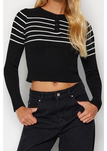 Kadın Moda Şık Bisiklet Yaka Standart Kol Crop Çizgili Triko Kazak modelleri