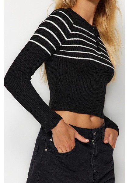 Kadın Moda Şık Bisiklet Yaka Standart Kol Crop Çizgili Triko Kazak fırsatları