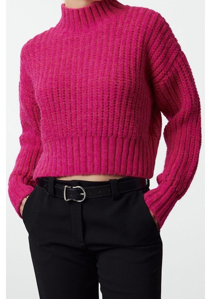 Kadın Moda Şık Dik Yaka Standart Kol Crop Yumuşak Dokulu Basic Kalın Örgü Detaylı Triko Kazak