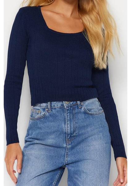 Kadın Moda Şık Kare Yaka Standart Kol Crop Triko Kazak