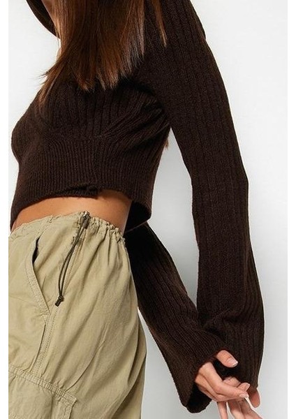 Kadın Moda Şık Kruvaze Standart Kol Crop Yumuşak Dokulu Triko Kazak fırsatları