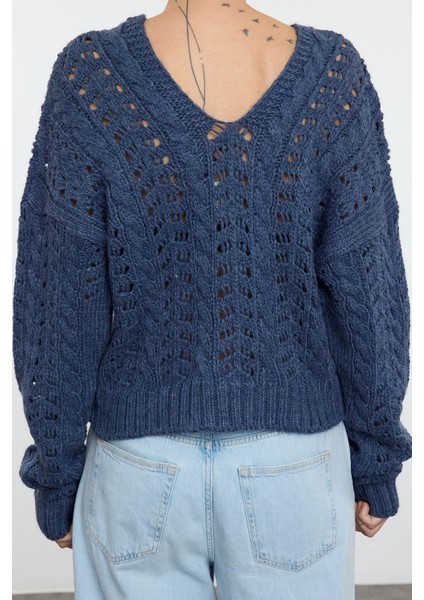 Kadın Moda Şık Bisiklet Yaka Standart Kol Regular Indigo Yumuşak Dokulu Triko Kazak