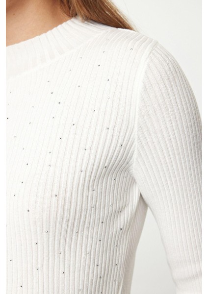 Kadın Moda Şık Dik Yaka Standart Kol Regular Balıkçı Yaka Taş Detaylı Triko Kazak fırsatları