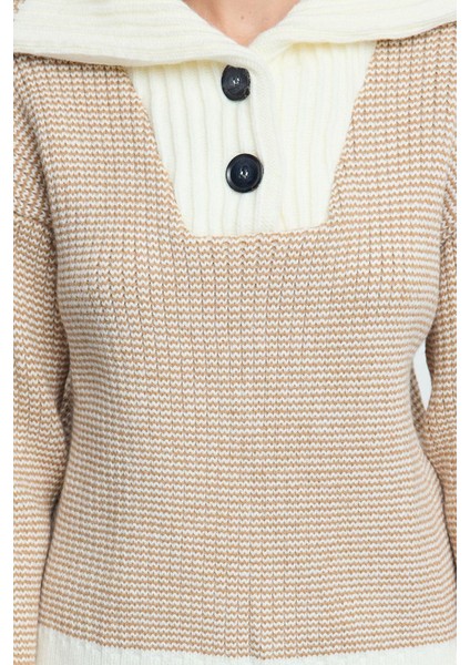 Kadın Moda Şık Devrik Yaka Standart Kol Regular Yaka Detaylı Triko Kazak fırsatları