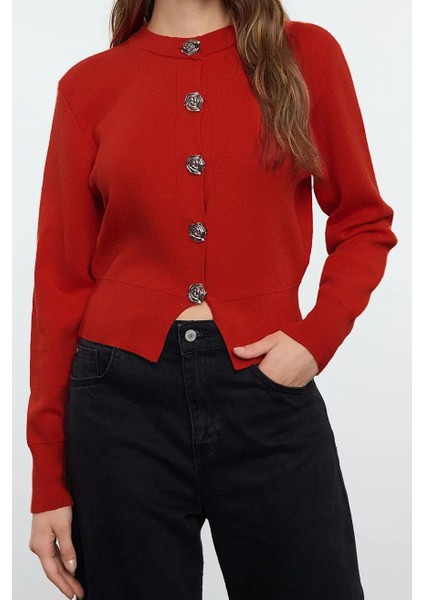 Kadın Moda Şık Bisiklet Yaka Standart Kol Crop Özel Iplik Gül Düğme Ceket Görünümlü Triko Hırka