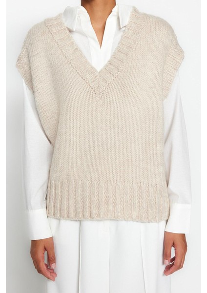 Kadın Moda Şık V Yaka Standart Kol Crop Yumuşak Dokulu Triko Süveter