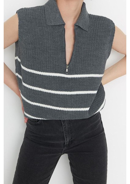 Stil Modern Kadın Regular Standart Kol Polo Yaka Fermuarlı Çizgili Triko Süveter