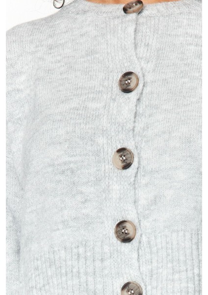 Stil Modern Kadın Crop Düşük Kol Bisiklet Yaka Yumuşak Dokulu Düğmeli Triko Hırka fırsatları