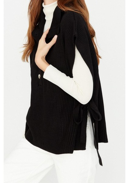 Stil Modern Kadın Regular Standart Kol Dik Yaka Yandan Bağlama Detaylı Yaka Düğmeli Triko Süveter fiyatları