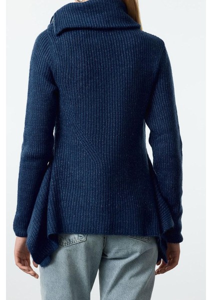 Kadın Standart Kol Asimetrik Yaka Fermuarlı Triko Kazak indirimleri