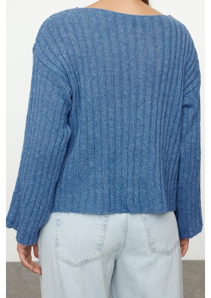 Stil Modern Kadın Crop Standart Kol V Yaka Yünlü Geniş Kalıp Basic Triko Kazak