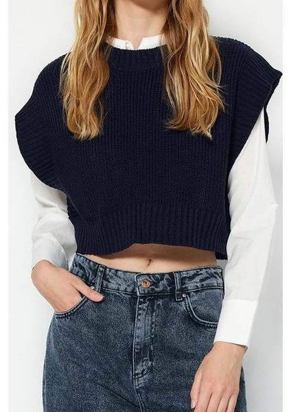 Kadın Moda Şık Bisiklet Yaka Standart Kol Crop Triko Süveter