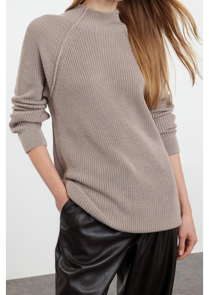 Stil Modern Kadın Uzun Standart Kol Dik Yaka Geniş Kalıp Triko Kazak