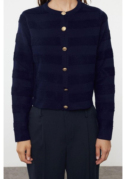 Stil Modern Kadın Regular Standart Kol Bisiklet Yaka Ceket Görünümlü Triko Hırka modelleri