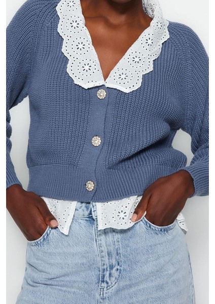 Kadın Moda Şık V Yaka Reglan Kol Regular Crop Dokuma Garni Detaylı Triko Hırka fiyatları