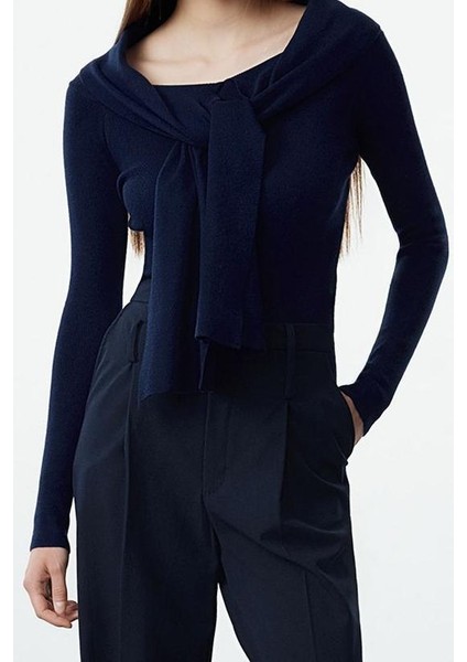 Kadın Standart Kol Devrik Yaka Özel Iplik Triko Kazak fiyatları