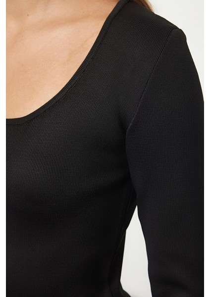 Kadın Standart Kol Havuz Yaka Basic Triko Kazak indirimleri